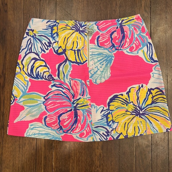 NWT Lilly Pulitzer Swept by the Tides Skort - Picture 2 of 3
